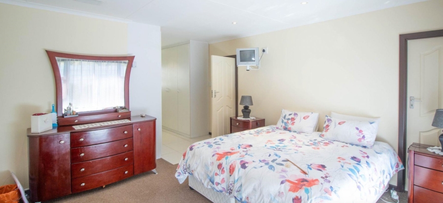 4 Bedroom Property for Sale in Diaz Beach Western Cape